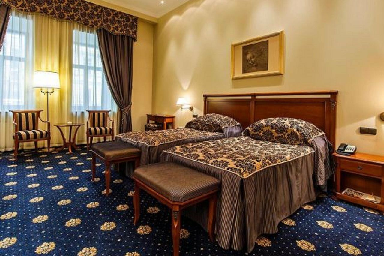 премьер палас 5* Киев