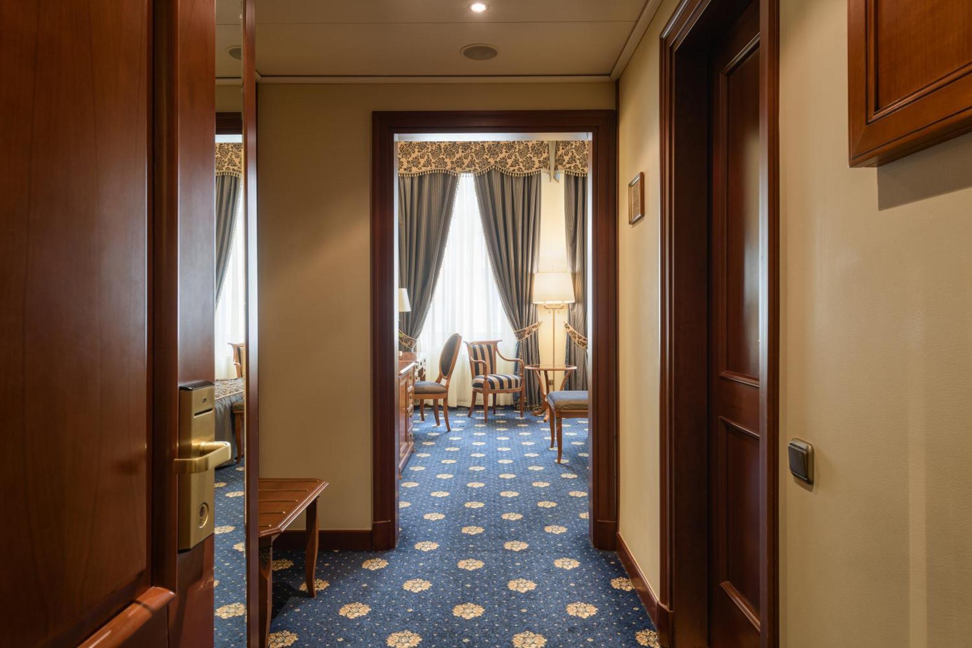 Premier Palace