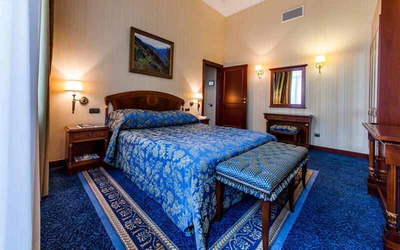 Premier Palace 5* קייב
